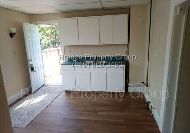 Building Photo - 135 Everett St