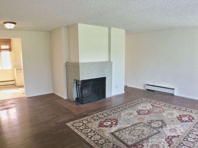 Building Photo - Cute Pinehurst Home for Lease- 2 Bedrooms ...
