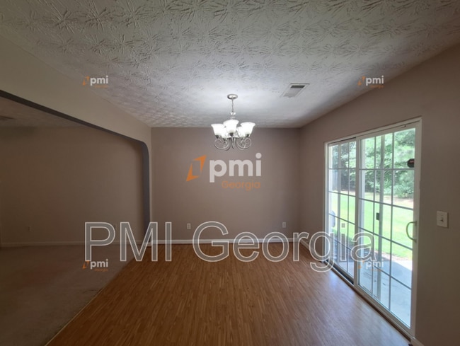 Foto del edificio - 636 Georgetown Ct