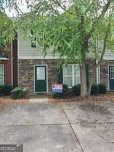 Building Photo - 1831 Grove Way