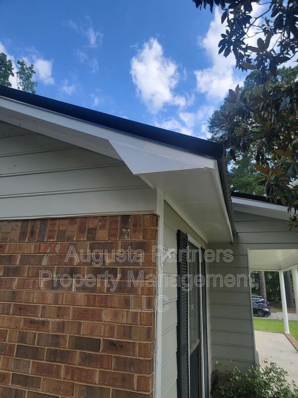 Building Photo - ~103 Blue Ct