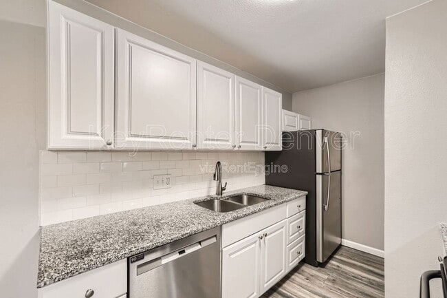 Foto del edificio - 16359 W 10th Ave