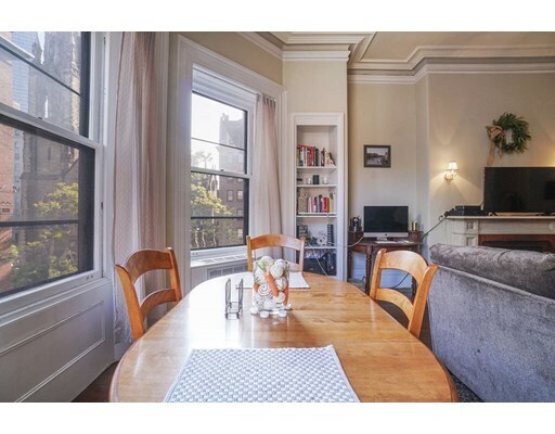 Building Photo - 46 Commonwealth Ave