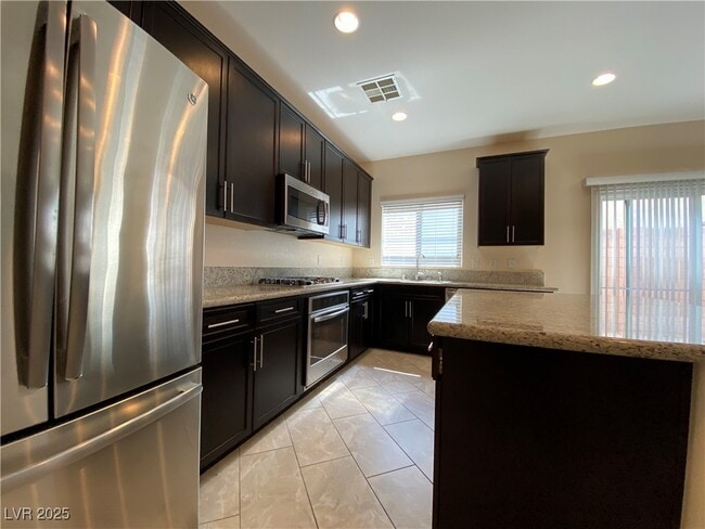 Building Photo - 10817 Wrigley Field Ave