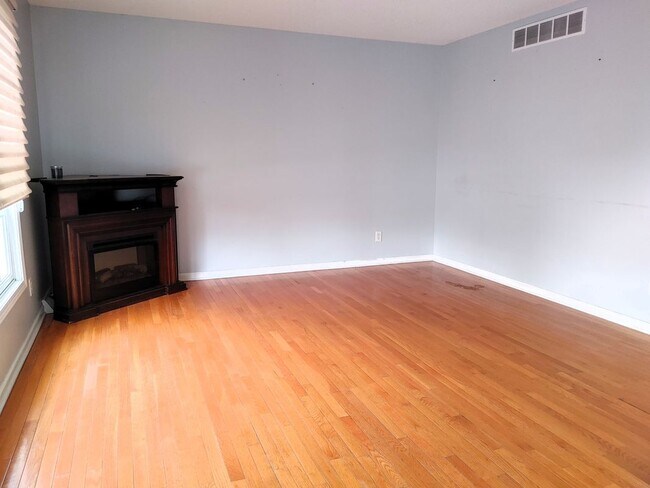 Foto del edificio - 579 Homestead Dr