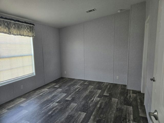 Building Photo - 6515 15th St E