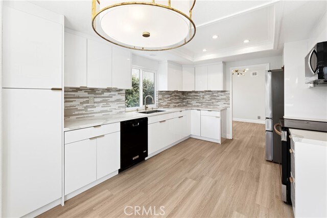 Building Photo - 24242 Briones Dr