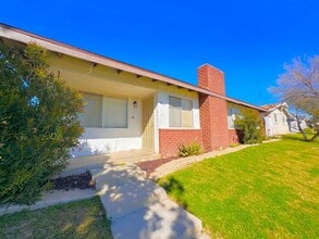 Building Photo - 3504 Cardinal Ave