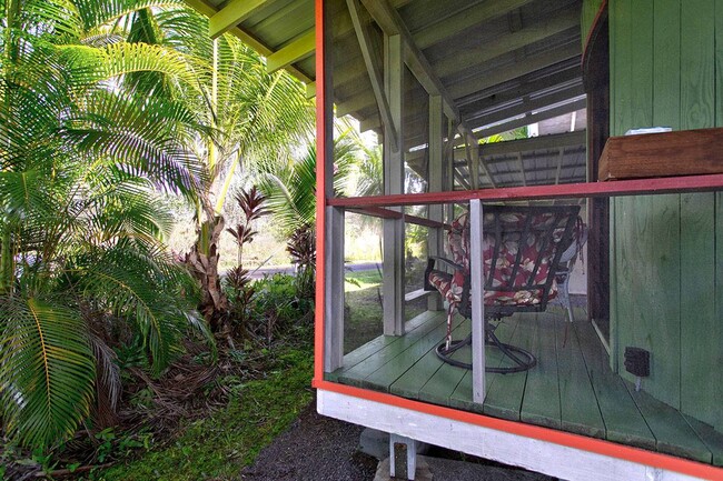 Building Photo - 12-7005-7005 Kamoamoa St