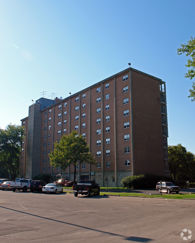 Building Photo - Cole Manor Apartments