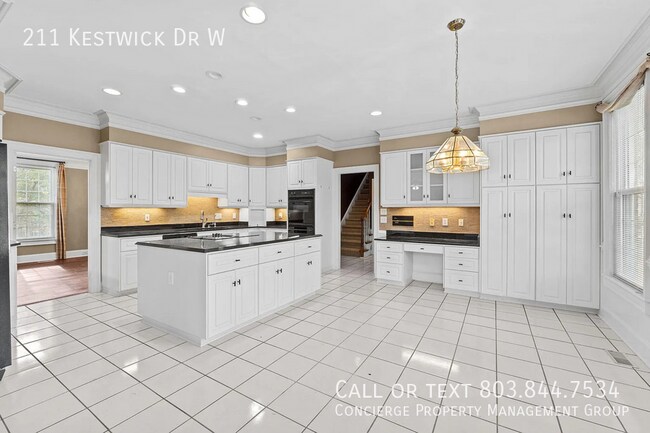 Foto del edificio - 211 Kestwick Dr W