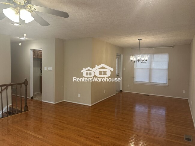 Foto del edificio - 2 Clipstone Ct