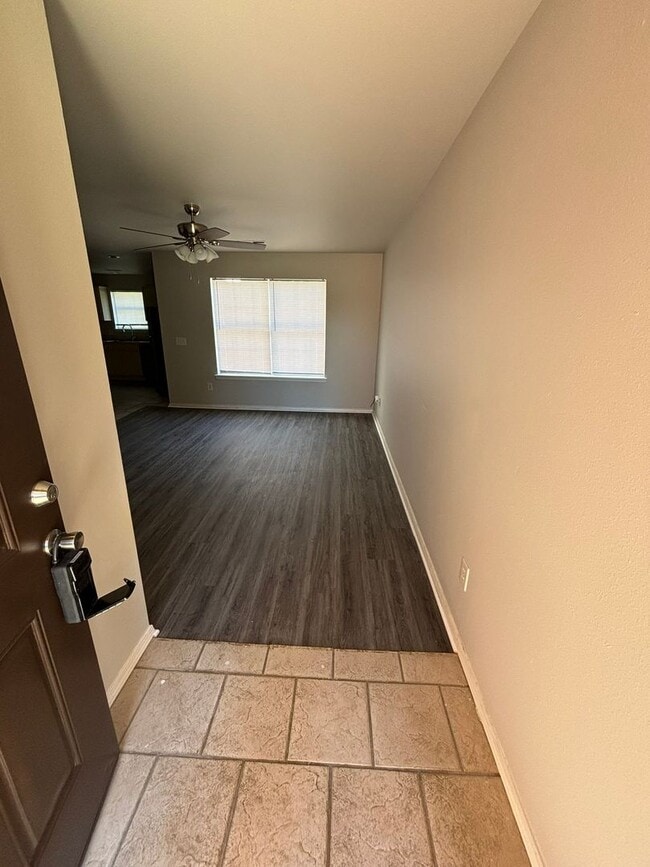 Photo - 954-956 N. Daisy Ln. Apartment