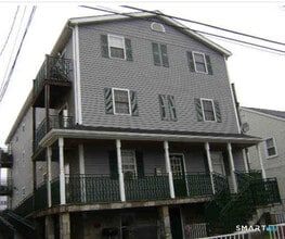 Building Photo - 18 High St
