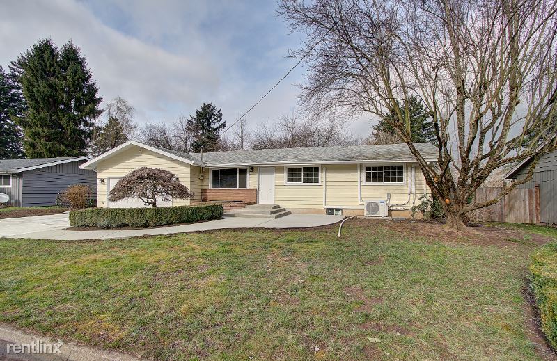 Primary Photo - 4 br, 2 bath House - 3916 E. 16th St