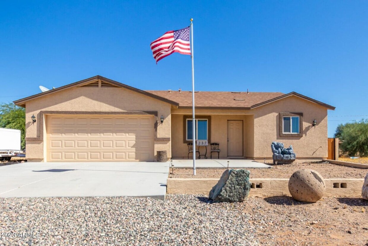 Primary Photo - Like new 3 Bed, 2 Bath in Morristown