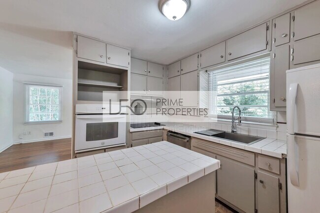 Foto del edificio - 1728 Springer St NW