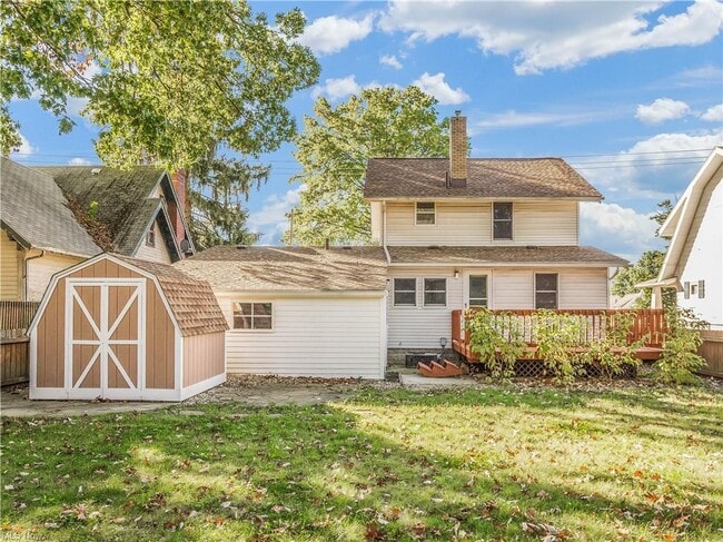 Foto del edificio - 1023 Sackett Ave