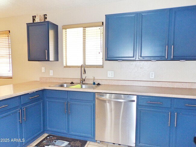 Building Photo - 2353 Copper Sky Dr