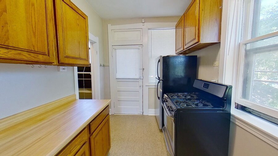 Foto principal - 722 Sherman Ave