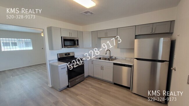Foto del edificio - 2 Bed / 1 Bath - OWNER/AGENT
