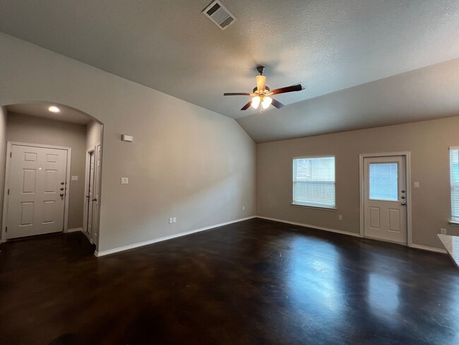 Foto del edificio - Luxury 3/2 Duplex in Seguin, Texas