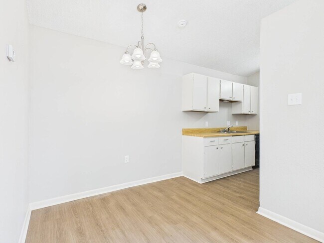 Foto del edificio - 203 Cougar Ridge