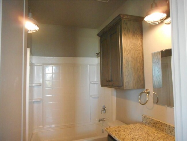 Building Photo - Graford Apartment