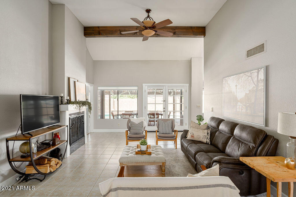 Foto principal - 10854 N 110th Plz