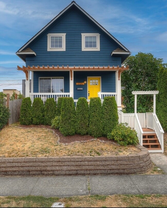 Foto principal - 1721 S Cushman Ave