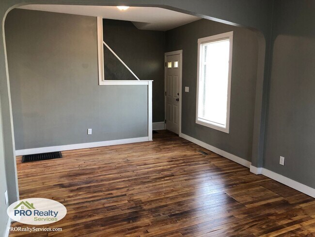 Foto del edificio - 3 Bedroom Home in St. Paul