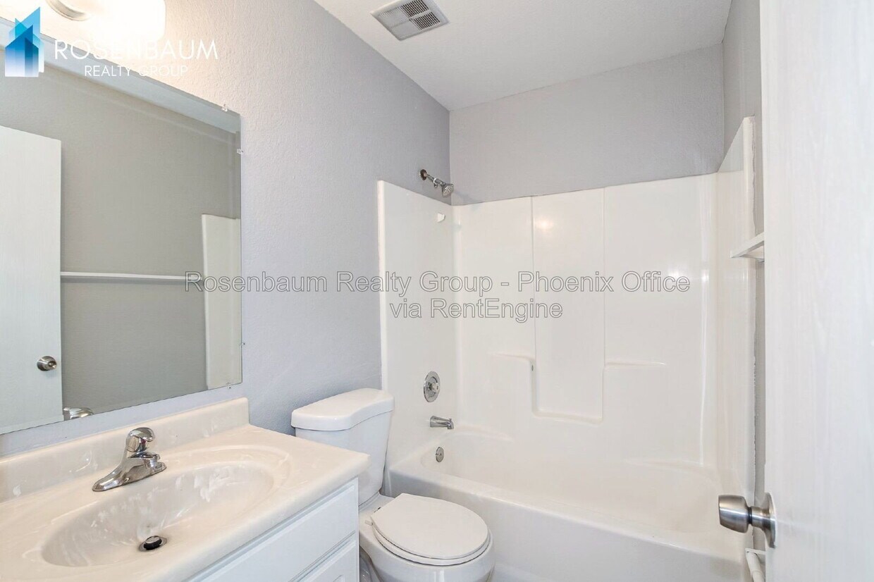 Foto del edificio - 4837 E Caballero Cir