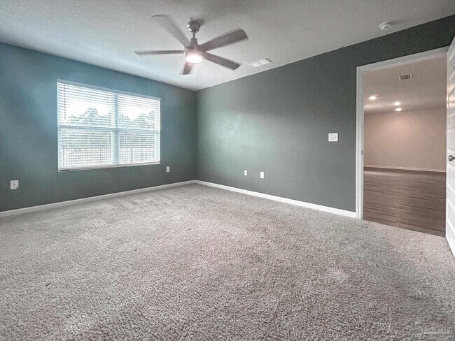 Foto del edificio - 4006 Whitetail Ln