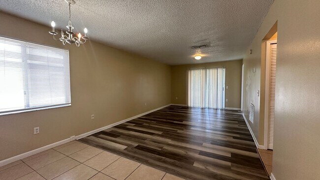 Foto del edificio - 112 Cory Ln