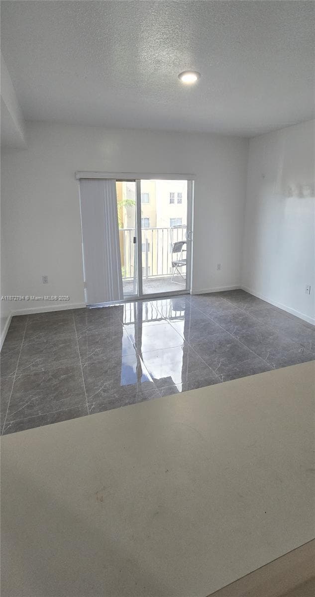 Foto del edificio - 11040 SW 196th St