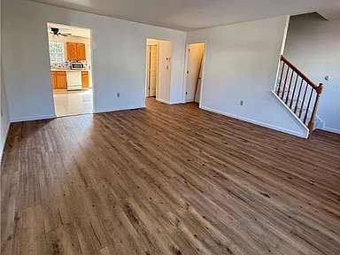 Building Photo - 609 Abbe Ct