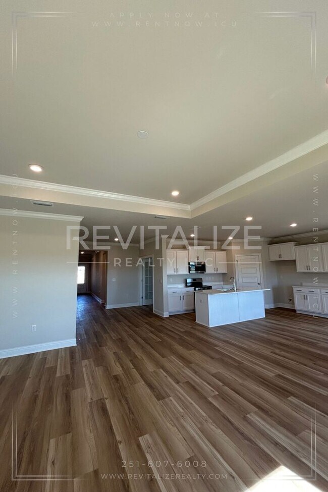 Building Photo - Brand-New 5BR Fairhope Home on Corner Lot with Garage