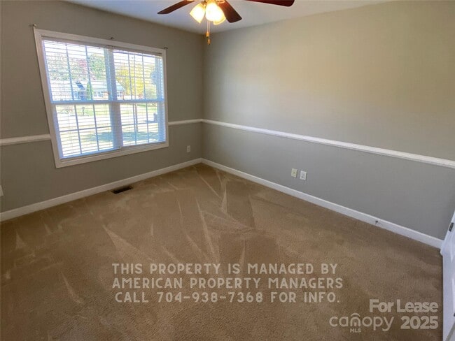 Foto del edificio - 1040 Rembrandt Dr SW