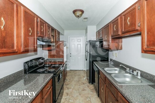 Building Photo - 4130 Silverleaf Rd