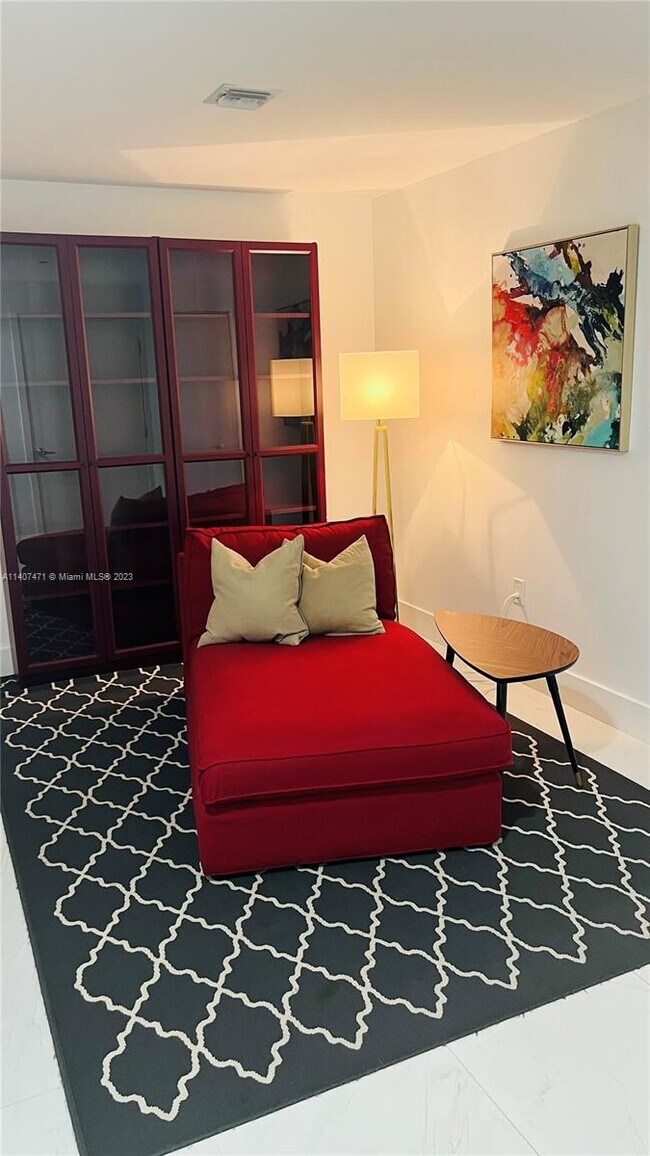 Foto del edificio - 16385 Biscayne Blvd