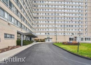 Foto del edificio - 1 br, 2 bath House - 8900 E Jefferson Ave
