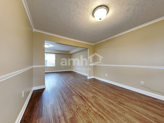 Foto del edificio - 4480 Kidwell Ln