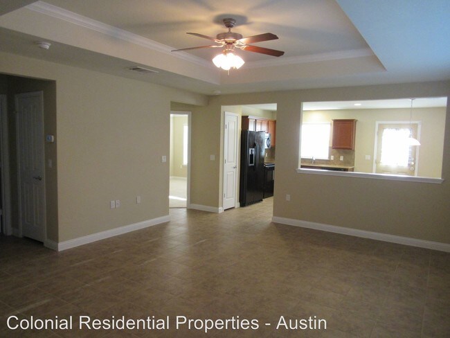 Foto del edificio - 100 Huntsville Cv