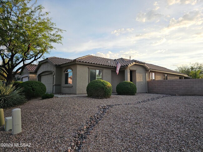 Foto del edificio - 6652 W Fishermans Dr