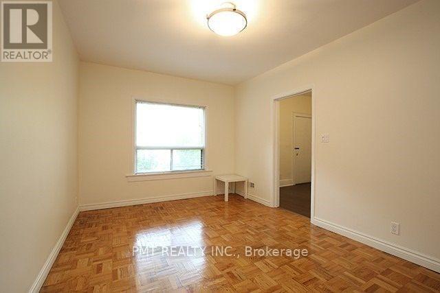 Photo du bâtiment - 7 Harvard Ave