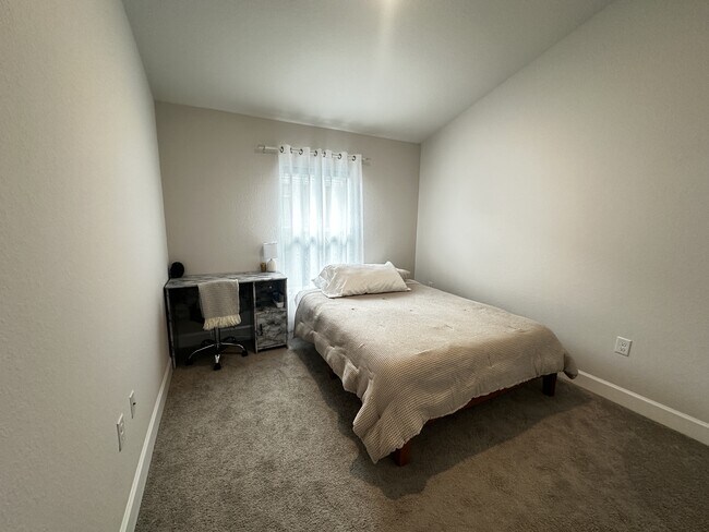 Foto del edificio - 4579 SE 25th Loop