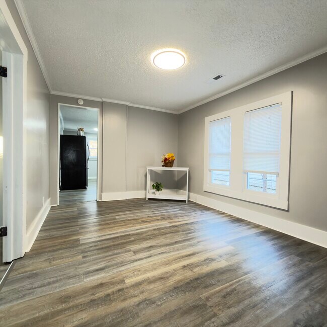 Foto del edificio - 4320 Wallace St