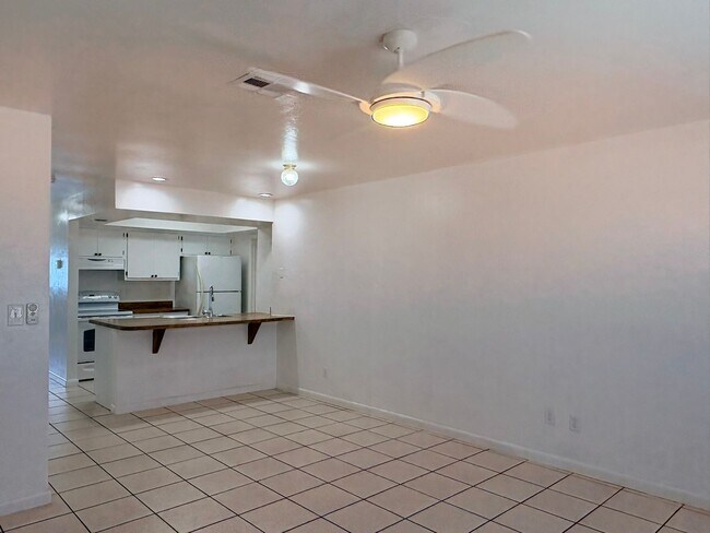 Foto del edificio - 729 SW 39th St