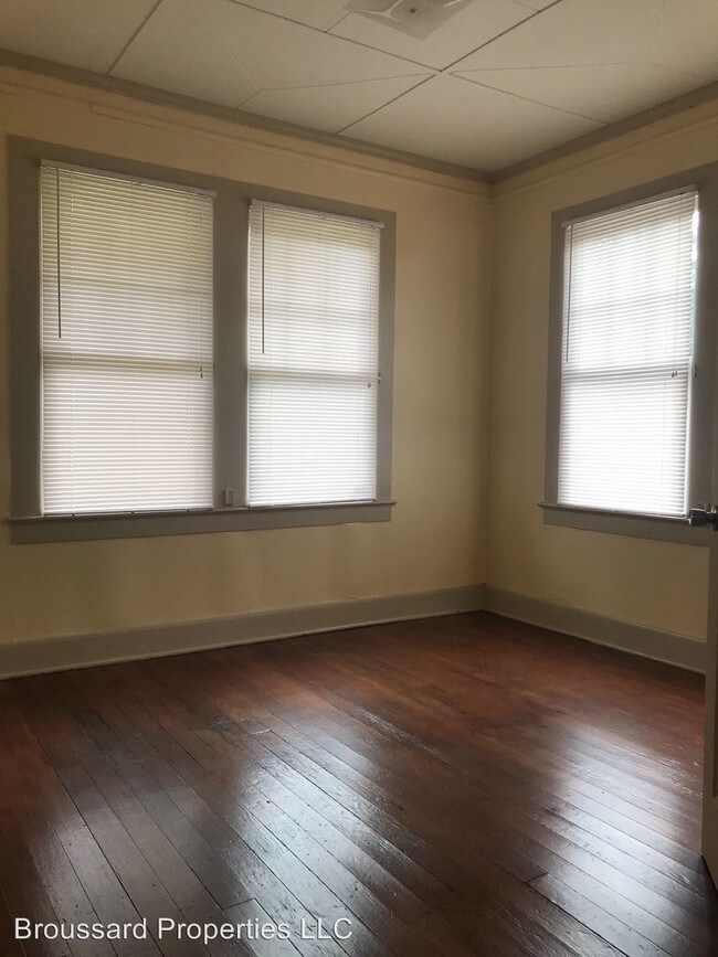 Building Photo - 1325 Lee Ave