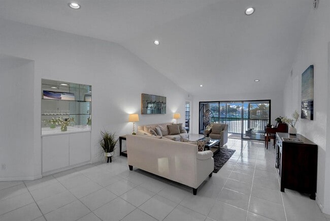 Building Photo - 22791 Trelawny Terrace